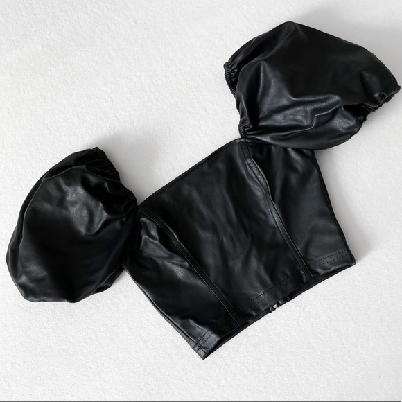 FAUX Leather Puff Crop Top - Picture 2 of 10
